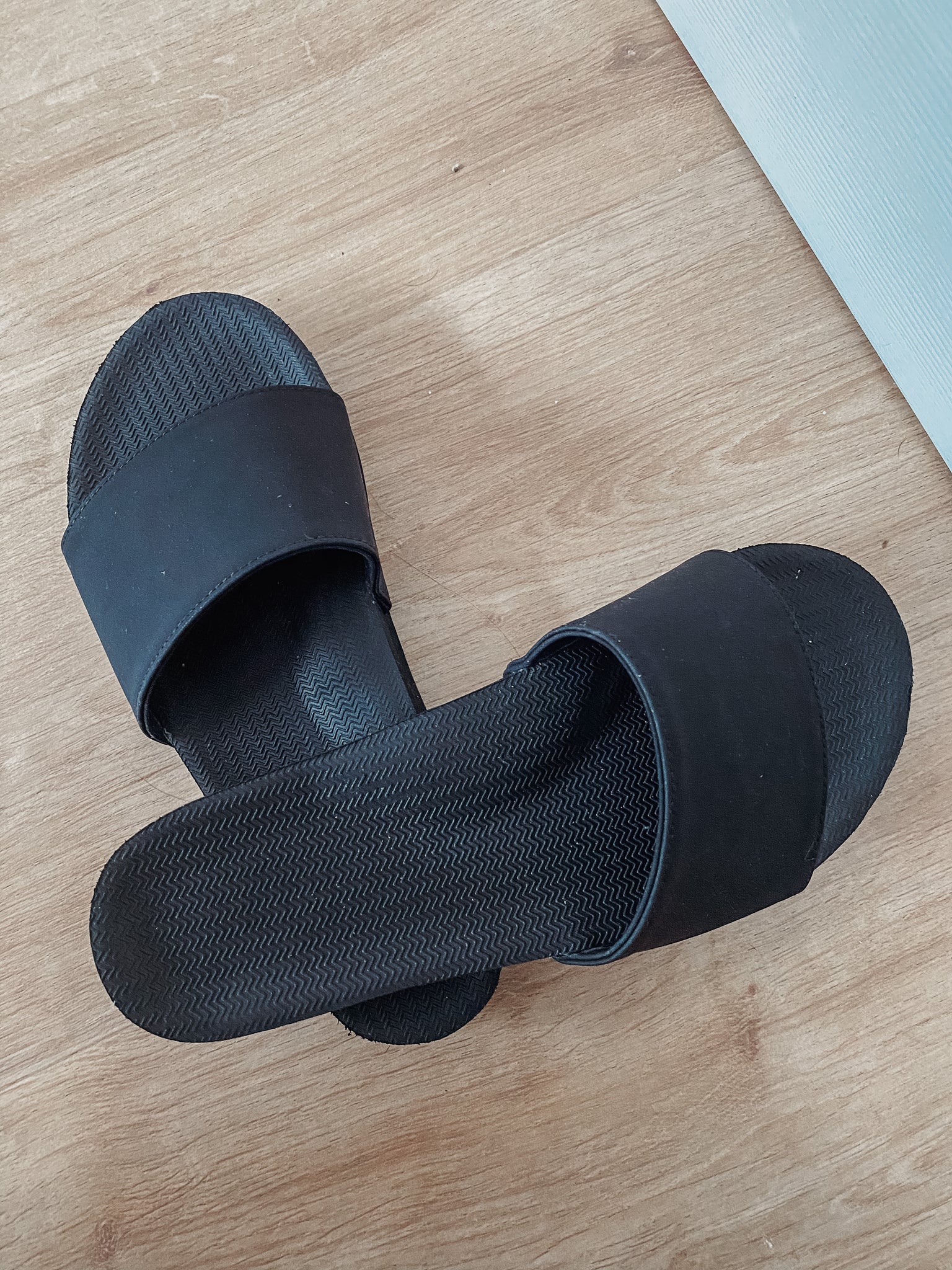 Womens Platform Slides