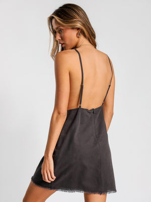 Demi Linen Dress The Wednesday Collective Demi Linen Dress The Wednesday Collective